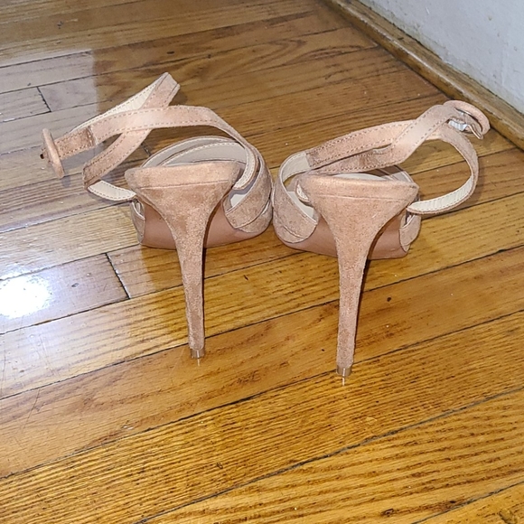 Shoes - Picture 5 of 5